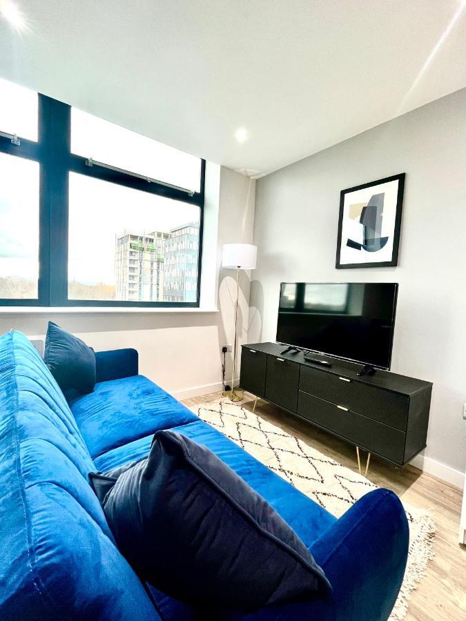 Stylish Studio Apartment Near To Old Trafford Stadium Manchester Exterior photo